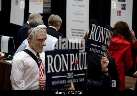 Ron Paul Unterstützer bei der California State GOP Convention 25.02.2012.