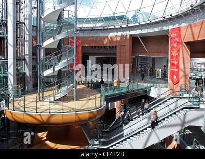 Das Innere des Victoria Square Shopping Centre in Belfast. Stockfoto