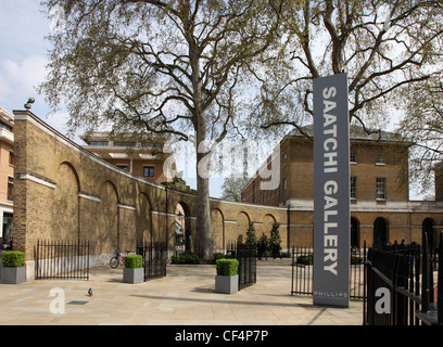 Die Saatchi Gallery an der Duke of York HQ in Sloane Square eröffnet im Oktober 2008. Die Galerie bietet freien Eintritt zu allen s Stockfoto