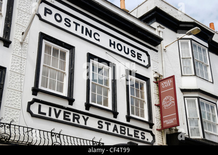 Der Engel Posting Haus & Lackierung ist die letzte verbleibende Poststation in Guildford und hat Aufzeichnungen aus dem 16. Jahrhundert Stockfoto