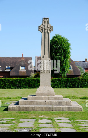 Keltisches Kreuz Grabstein auf dem Gelände des Romsey Abbey. Stockfoto