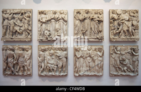 Original Marmorplatten von Cantoria von Luca della Robbia, Museo dell'Opera del Duomo, Florenz, Toskana, Italien, Europa Stockfoto