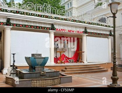 Bühne im Hof, Hotel Continental, Ho-Chi-Minh-Stadt, Vietnam Stockfoto