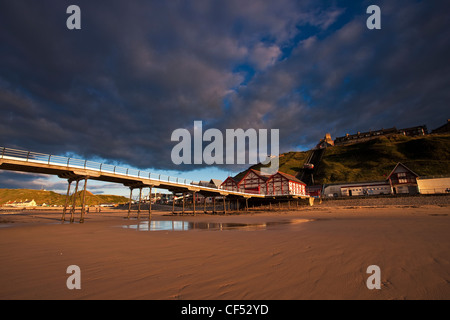 Die viktorianischen Pier in Saltburn-By-The-Sea, die erste und letzte auf der nordöstlichen Küste. Stockfoto