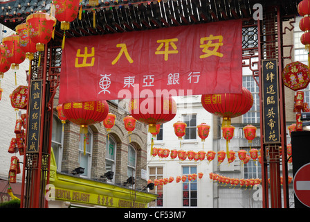 Jahr des Schweins Chinesisches Neujahr Dekorationen in Chinatown. Stockfoto