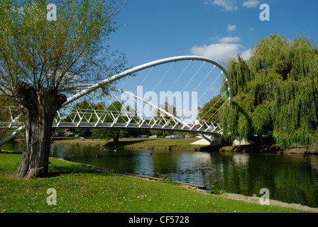 Blick auf die Schmetterling-Brücke über den Fluss Great Ouse in Bedford. Stockfoto