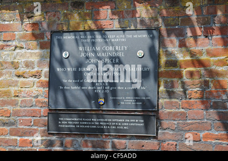 Denkmal für die protestantischen Märtyrer von Salisbury William Coberley John Maundrel John Spicer Stockfoto