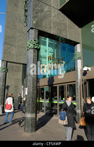 Die Lichtungen Einkaufszentrum in Bromley High Street. Stockfoto