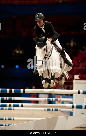 Rolf-Göran Bengtsson aus Schweden bei Stockholm International Horse Show Stockfoto