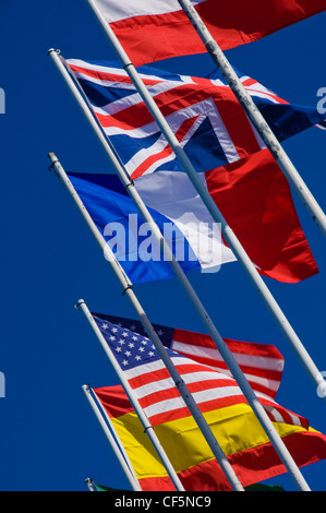 Flaggen der Vereinigtes Königreich, Vereinigte Staaten von Amerika, Spanien und Frankreich. Stockfoto