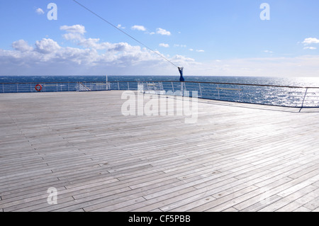 Kreuzfahrt Schiffsdeck Stockfoto