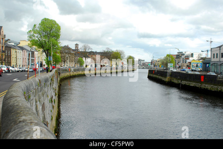 Ein Blick entlang der Fluss Lee in der Grafschaft Cork. Stockfoto