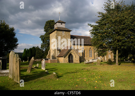 St. Johannes der Evangelist auf den North Downs in Wotton. Stockfoto