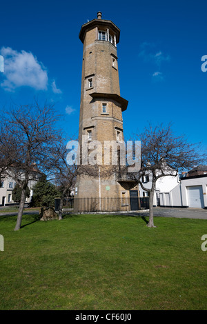 Harwich hohen Leuchtturm, von John Rennie Senior im Jahr 1818 erbaut und im Jahre 1863 stillgelegt. Es markiert das Ende der 81 Meile Ess Stockfoto