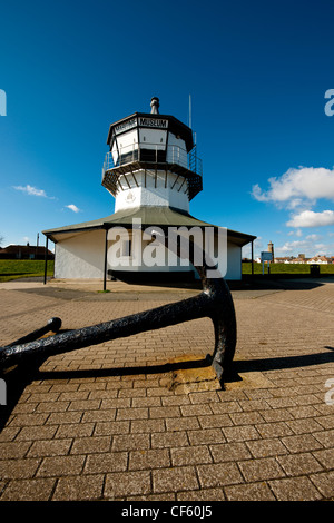 Die Harwich Low Leuchtturm erbaut 1818 zusammen mit der hohen Leuchtturm. Im Jahre 1863 stillgelegt ist es nun den Hafen Harwich Ma Stockfoto