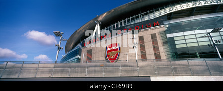 Außenansicht des Emirates Stadium, die Heimat von Arsenal Football Club. Im Juli 2006 eröffnet, wurde das Stadion gebaut b Stockfoto