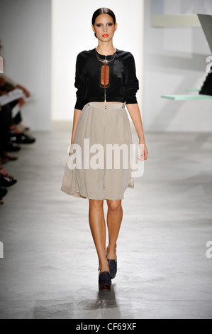 Vena CavaNew York bereit zum WearSpringSummer 2011 Stockfoto