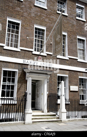 Außenansicht des Hardy Amies Lagerung bei Saville Row in London. Stockfoto