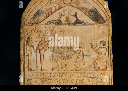 Stele Meretitef Musiker der Tefnut Trankopfer gegossen zu Ehren der Götter Thinis Anhur Osiris und Isis 4 Cent BC Ägypten Stockfoto