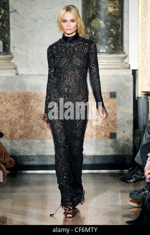 Emilio Pucci Mailand bereit zu Herbst Winter 2011 2012 tragen Stockfoto