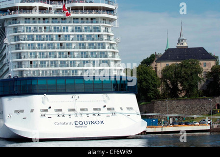 Norwegen Oslo Hafen Celebrity Cruises Kreuzfahrtschiff, die Equinox während Fjord Kreuzfahrt festgemacht. Stockfoto