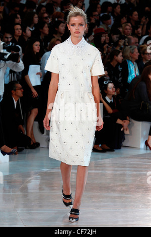 Louis Vuitton Paris bereit, WearSpringSummer 2012 Stockfoto