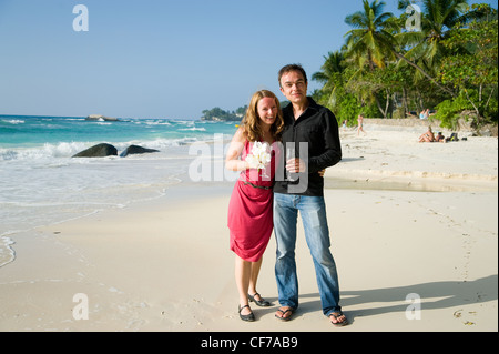 Seychellen, Mahe: Touristen sind oft an den schönen Stränden heiraten Stockfoto