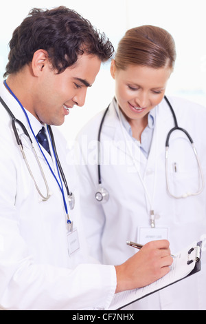 Assistenzärzte, Notizen Stockfoto