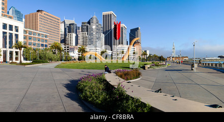 Amors Span Skulptur in Rincon Park, Embarcadero, San Francisco, California, Vereinigte Staaten von Amerika Stockfoto