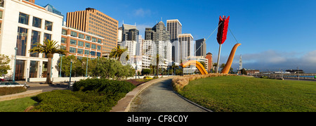 Amors Span Skulptur in Rincon Park, Embarcadero, San Francisco, California, Vereinigte Staaten von Amerika Stockfoto