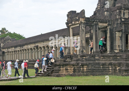 Touristen in Angkor Vat Tempel Kambodscha Stockfoto