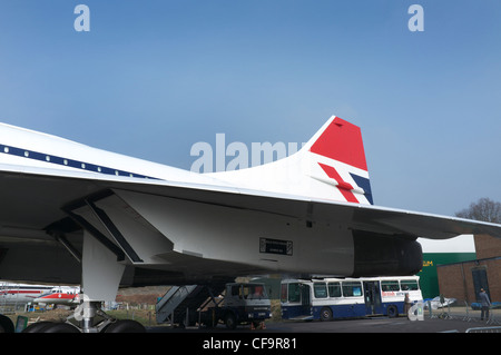 Schwanzflosse und Körper der Concorde Prototyp G-BBDG in Brooklands Museum. Stockfoto