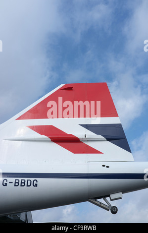 Schwanzflosse der Concorde G-BBDG im Brooklands Museum. Stockfoto