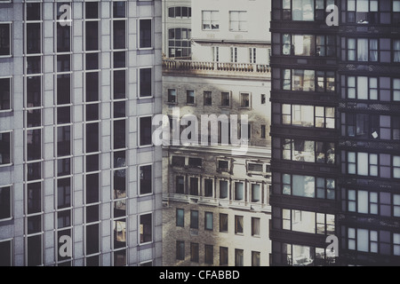 Luftaufnahme der städtischen Wolkenkratzer Stockfoto