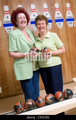 Frauen in Führungspositionen bowling, Kanada. Stockfoto