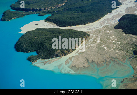Luftaufnahme von Llewellyn Gletscher Schmelzwasser in Atlin Lake Provincial Park Atlin, Britisch-Kolumbien, Kanada. Stockfoto