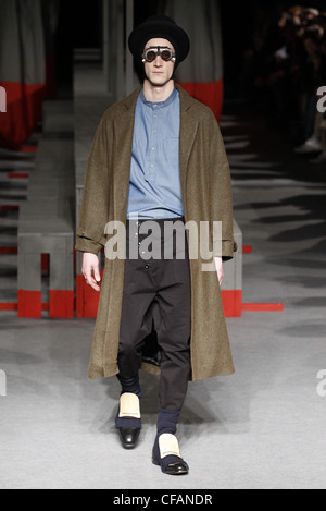 Henrik Vibskov Paris bereit zu tragen Menswear Herbst Winter 2011 2012 Stockfoto