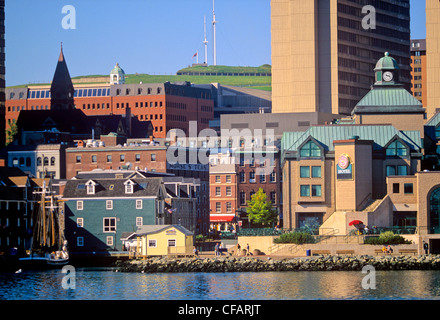 Gebäude entlang der Halifax Waterfront, Nova Scotia, Kanada. Stockfoto