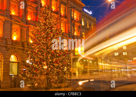 Winter, Schnee, Nacht, dunkel, Weihnachten, Advent, Stadt, Stadt, Kanton Zürich, Schweiz, Europa, Parade statt, Weihnachtsbeleuchtung, Stockfoto