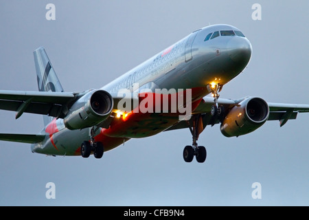 Jetstar Airbus A320 Flugzeug, Flughafen Auckland, Neuseeland Stockfoto