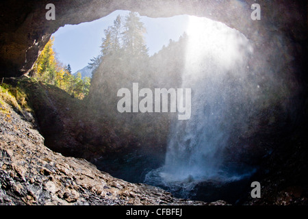 Berg, Berge, Herbst, Kanton Glarus, Schweiz, Europa, Wasserfall Berglistüber, Wasserfall, Linthal, Klausenpass, Wasser Stockfoto