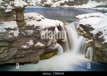 Ellenbogen Sie fällt, Elbow River, Kananaskis Country, Alberta, Kanada Stockfoto