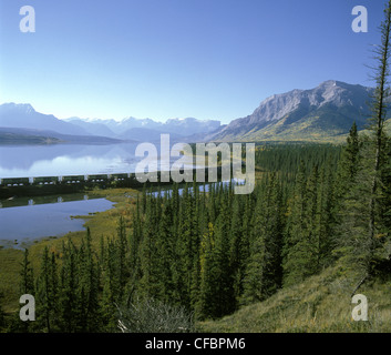 AthabascRiver Brule Lake CN Eisenbahn Stockfoto