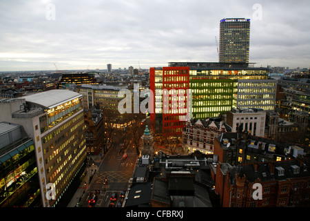 Skyline Blick auf Central St Giles Entwicklung und Mittelpunkt, St Giles, London, UK Stockfoto