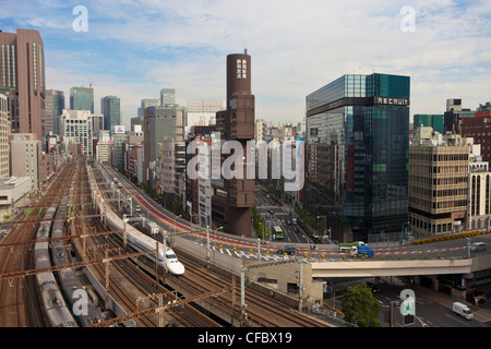 Tokyo, Japan, Asien, Stadt, Hochgeschwindigkeitszug, Ginza, Bezirk, Architektur, Brücke, Kugel, Zentrum, Innenstadt, berühmt, Eisenbahnen, Spe Stockfoto