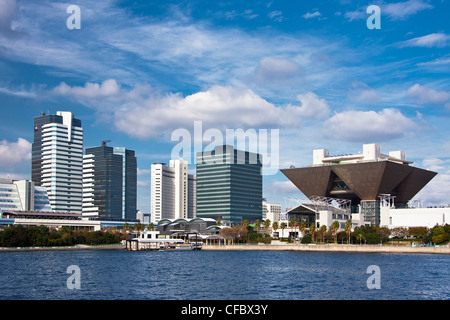 Japan, Asien, Stadt, Tokyo Odaiba, Bezirk, Big Sight, Gebäude, Architektur, berühmte, Fähre, Halle, moderne, neue, Odaiba, palm tr Stockfoto