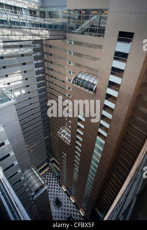 Tokyo, Japan, Asien, Stadt, Shinjuku, Bezirk, NS, Bau, Innenraum, Architektur, Brücke, Tiefe, futuristisch, Interieur, Terrasse, p Stockfoto