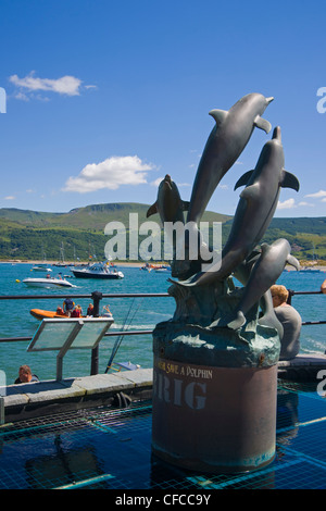 Barmouth, Hafen, Delphin Statuen, Boote, North Wales, UK Stockfoto