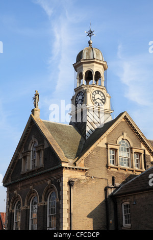 Ehemalige Thetford Guildhall und Clock Tower jetzt Kunstgalerie Norfolk England UK Stockfoto