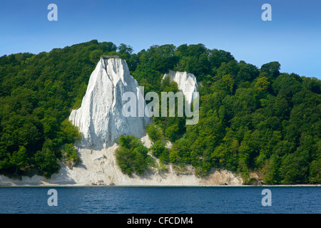 Blick Richtung Koenigstuhl und Kreidefelsen, Nationalpark Jasmund, Rügen, Insel, Ostsee, Mecklenburg-Vorpommern, Ger Stockfoto